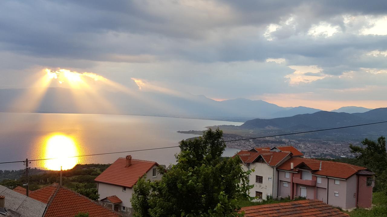 Ohrid Sunset Apartments Velestovo Esterno foto